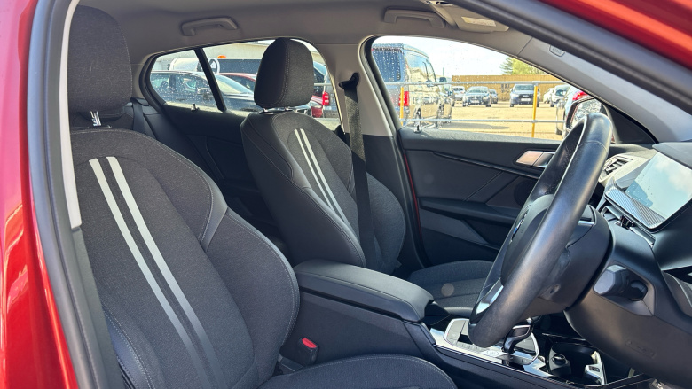 BMW 1 Series 118i [136] Sport 5dr Step Auto [Live Cockpit Pro] Petrol Hatchback